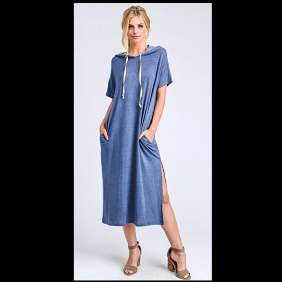 Tantalyzn Apparel Dresses & Skirts - Women’s Tantalyzn Apparel Maxi Dress - Blue, M